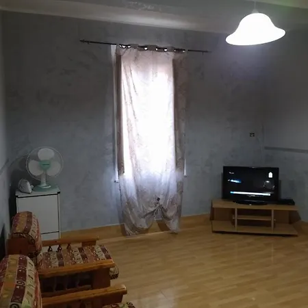 דירה In Zona
